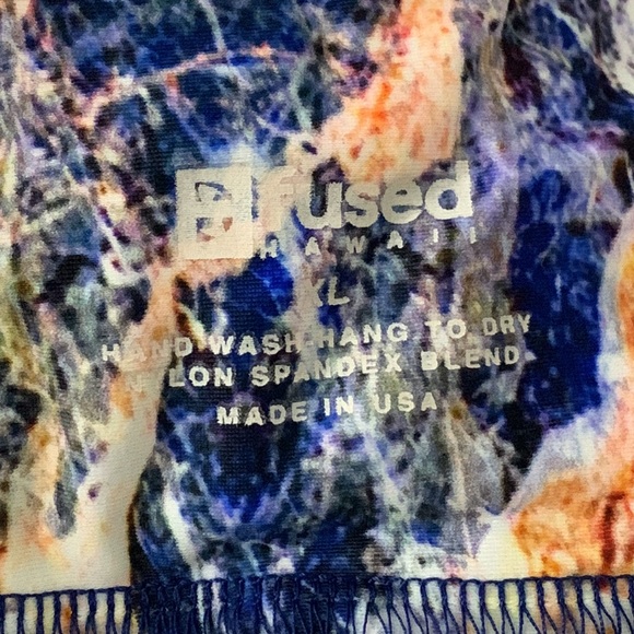 FUSED HAWAII HANDMADE LELE LEGGING WORKOUT BOTTOMS MIGHTY OCEAN WATER PANT SZ XL - Picture 4 of 13